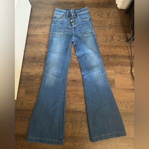 American Eagle Outfitters Flare Jeans in Blue